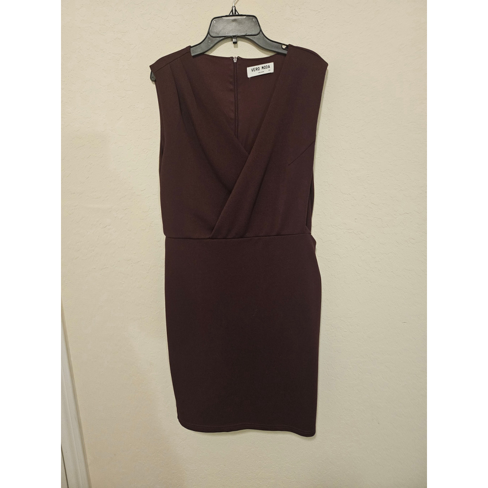 Women's Vero Nova maroon dress EU size 42